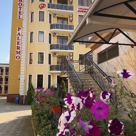 Hotel Palermo Kobuleti Bagian luar foto