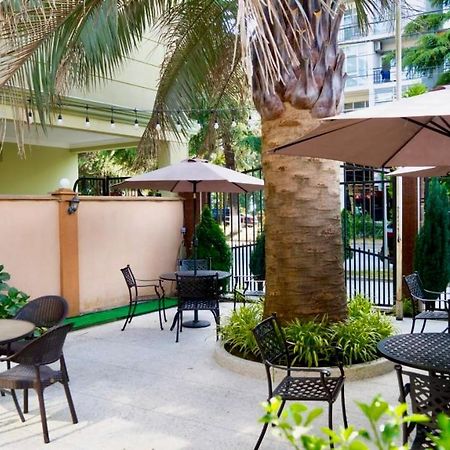 Hotel Palermo Kobuleti Bagian luar foto