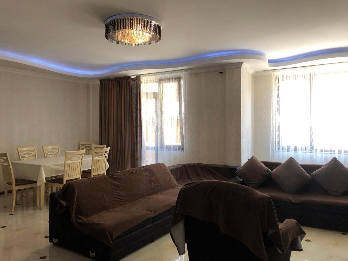 Hotel Palermo Kobuleti Bagian luar foto