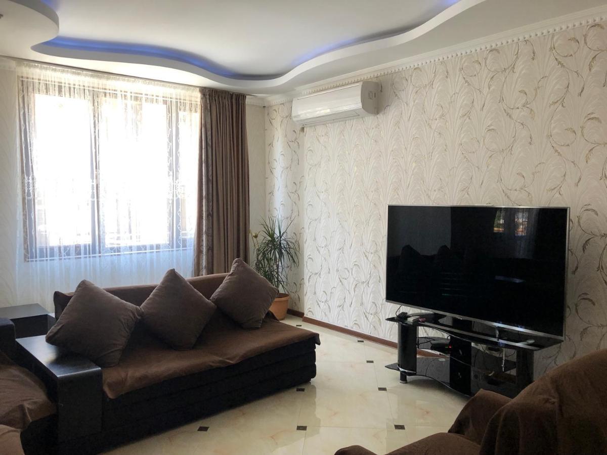 Hotel Palermo Kobuleti Bagian luar foto